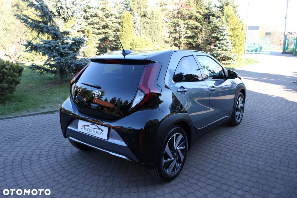 Toyota Aygo X 1.0 VVT-i Executive - 7