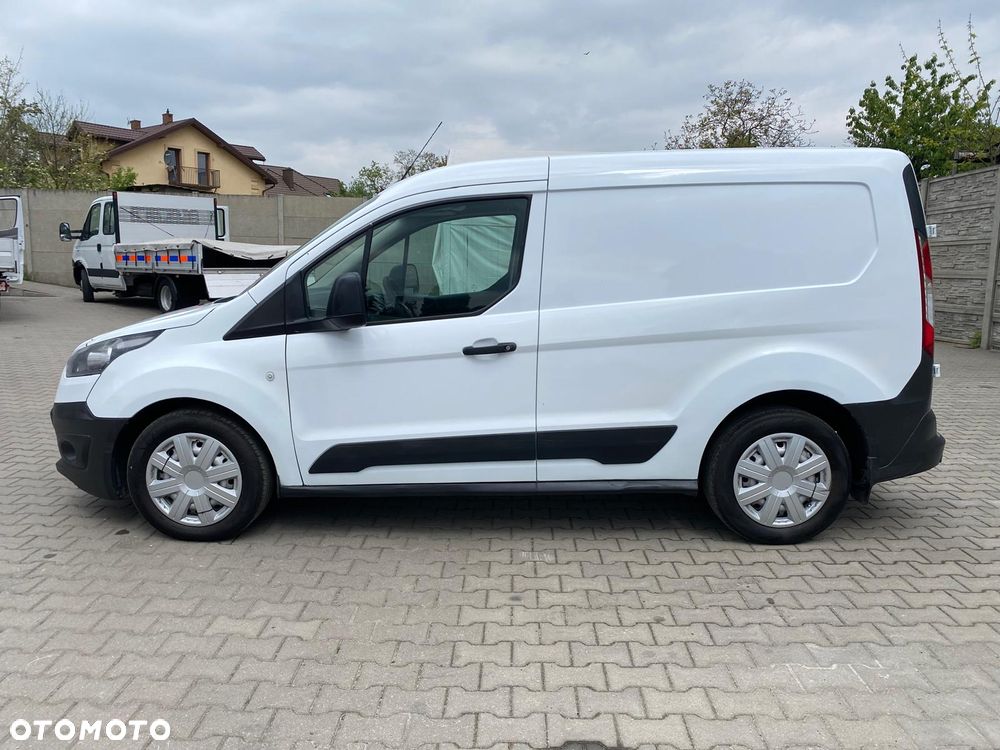 Ford CONNECT - 8