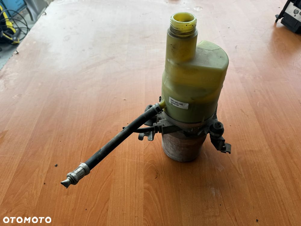 Pompa wspomagania Volvo V50 S40 5N513K514AE - 6