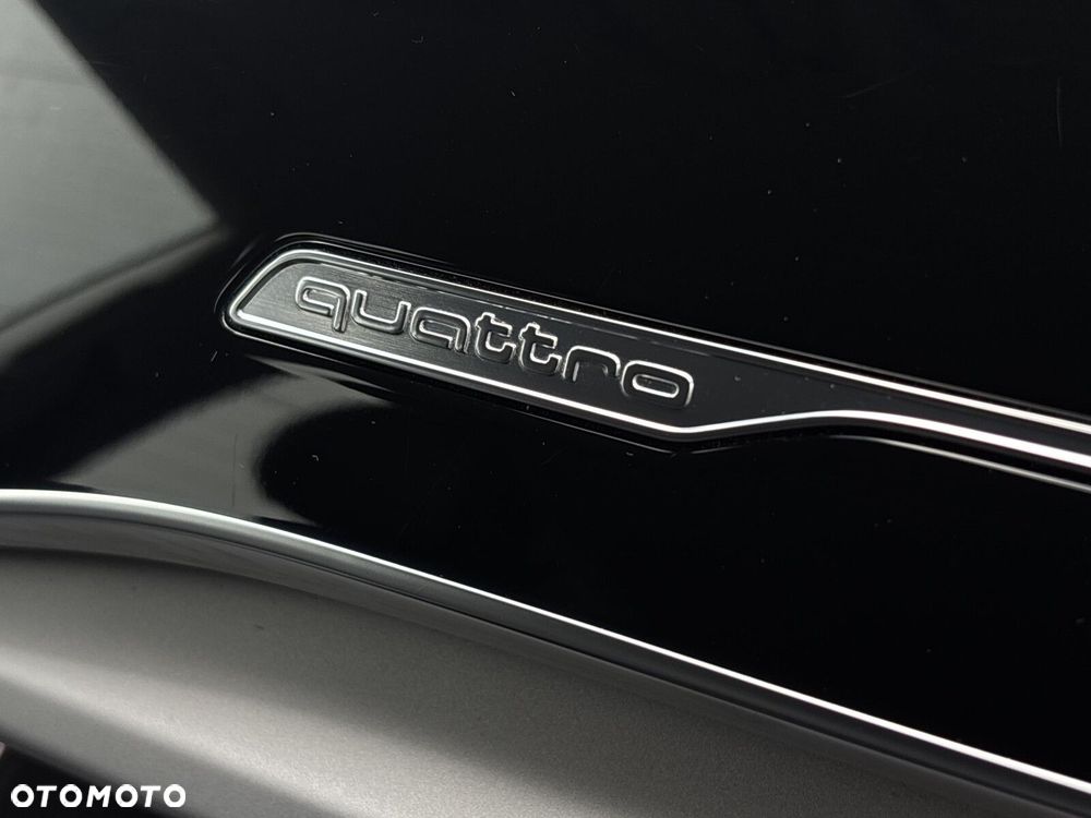 Audi Q8 - 35