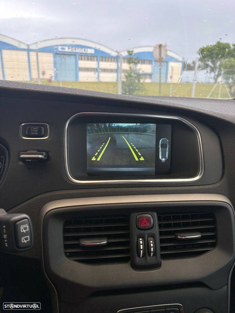Volvo V40 D2 Momentum - 6
