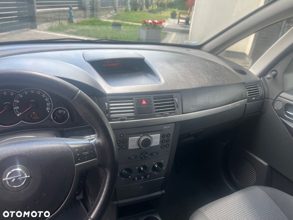 Opel Meriva - 12