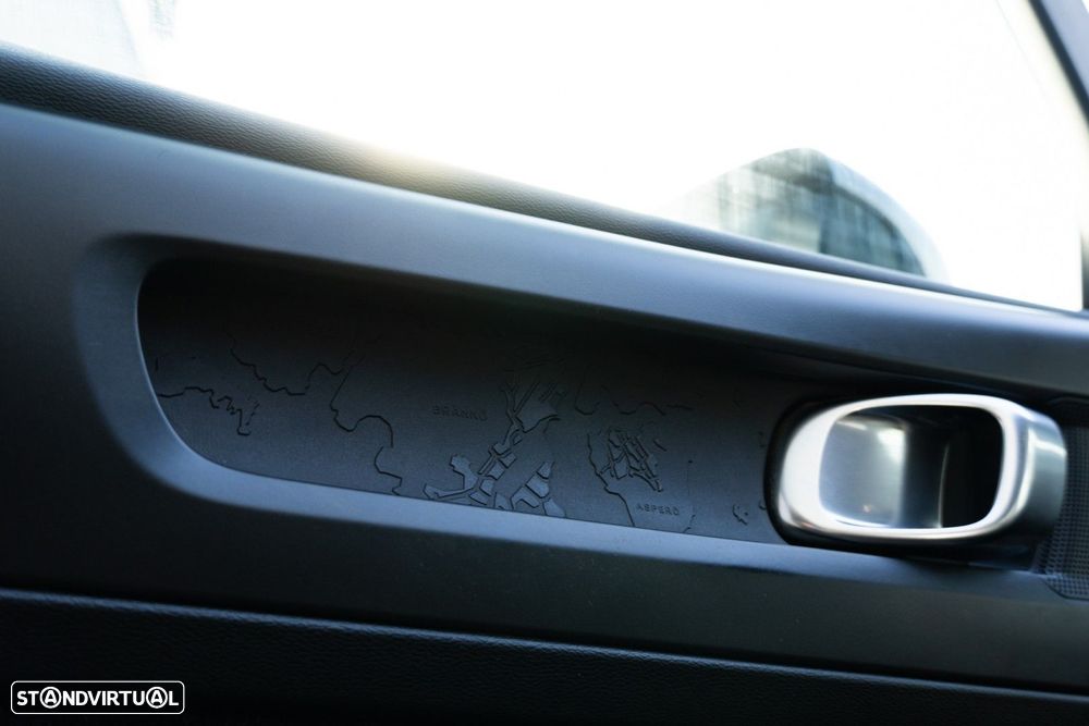 Volvo XC 40 1.5 T3 Tech Edition - 40