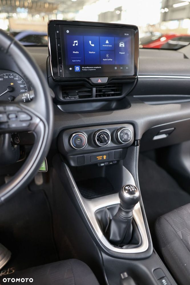 Toyota Yaris 1.5 Comfort - 18
