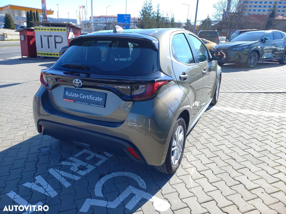 Toyota Yaris 1.5 VVT-i HSD Dynamic - 7