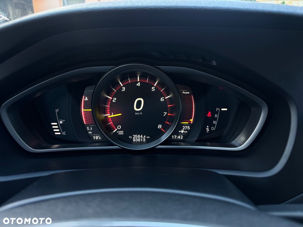 Volvo V40 T2 Geartronic Momentum - 15