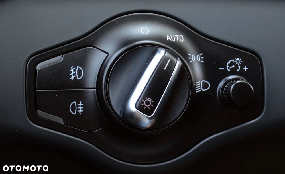 Audi A4 Avant 2.0 TDI e DPF Ambiente - 18