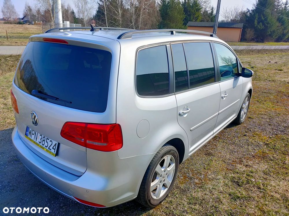 Volkswagen Touran 1.4 TSI STYLE - 14
