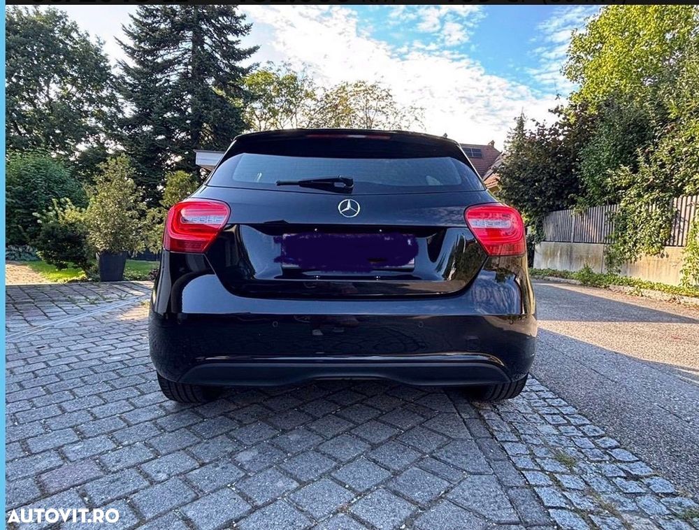 Mercedes-Benz A 180 BlueEFFICIENCY - 2