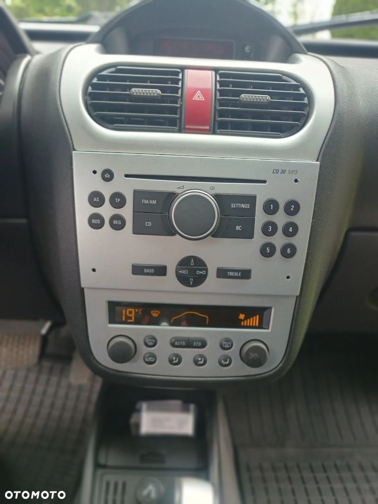 Opel Corsa 1.0 12V Cosmo Easytronic - 15