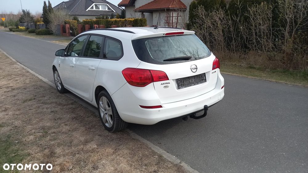 Opel Astra 1.7 CDTI DPF White Edition - 3