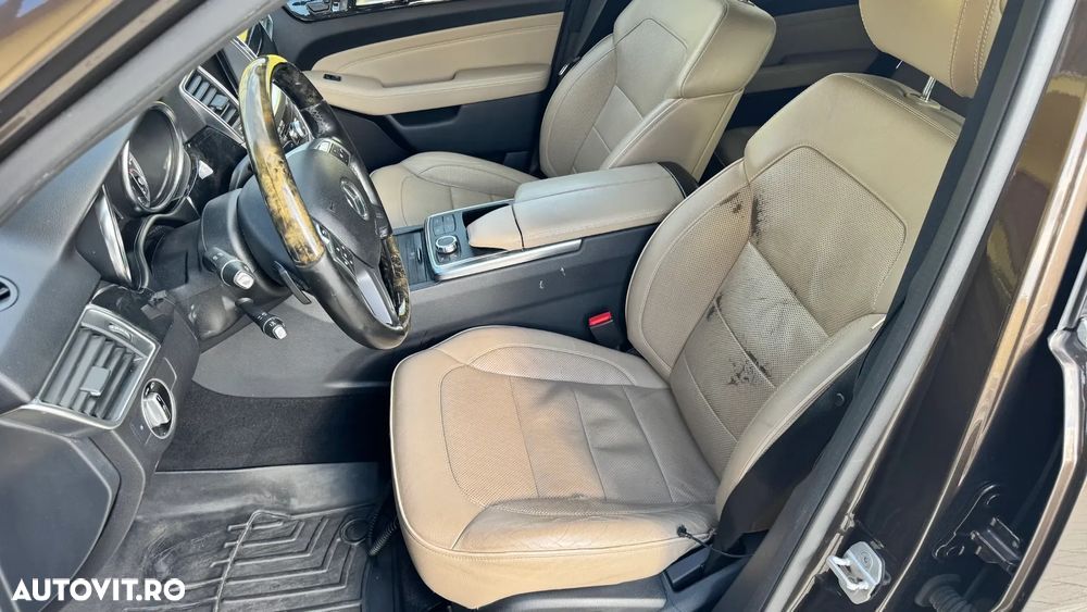 Mercedes-Benz ML 350 BlueTec 4MATIC Aut - 12