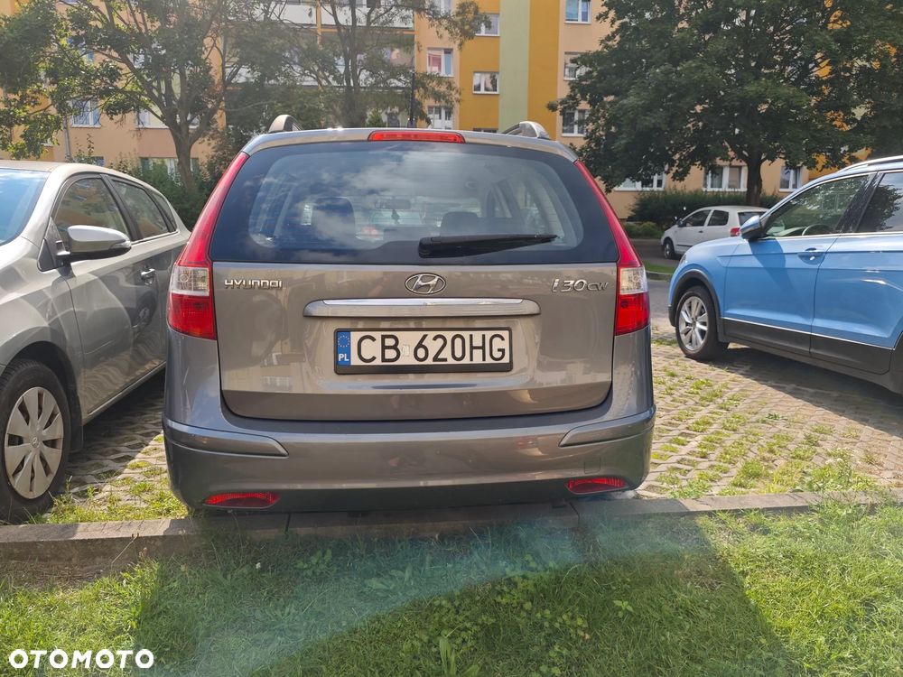 Hyundai i30 1.4 Comfort EU5 - 3