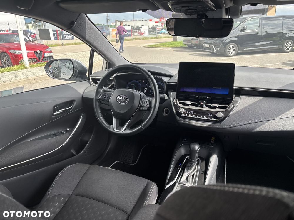 Toyota Corolla - 14