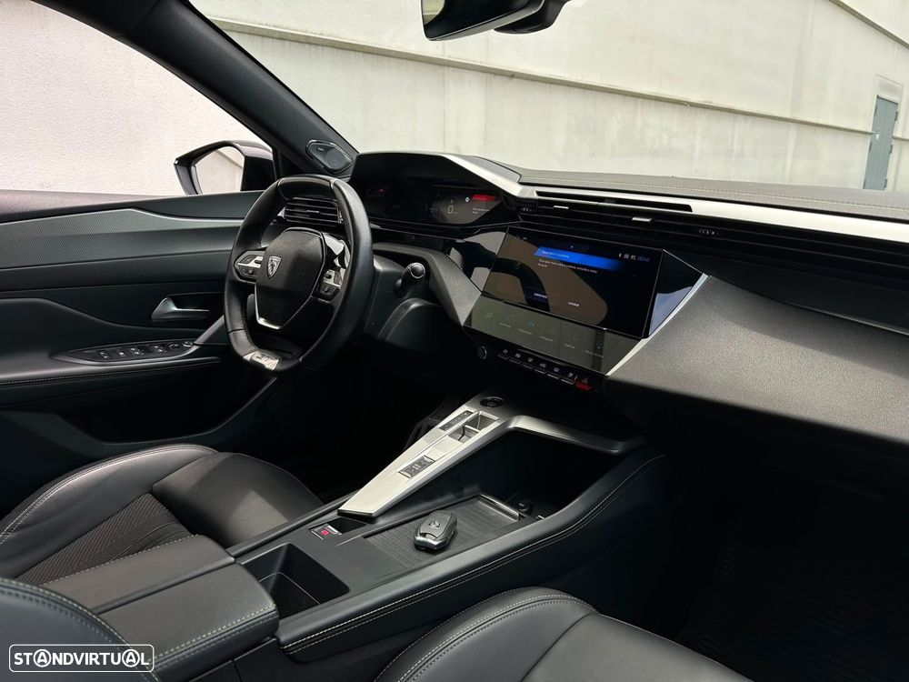 Peugeot 408 1.6 Hybrid GT e-EAT8 - 15