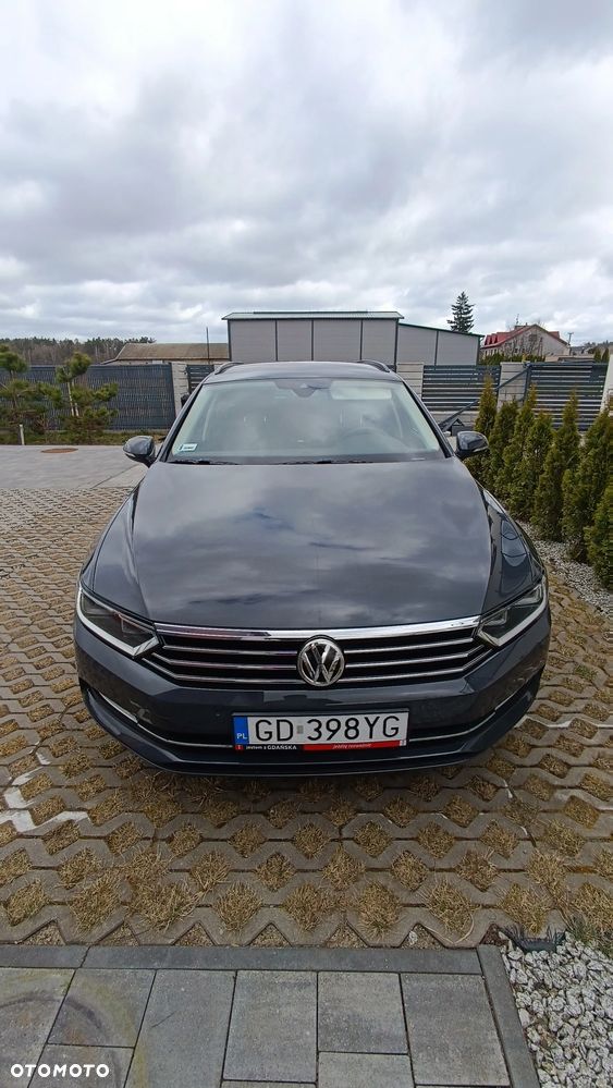 Volkswagen Passat - 19