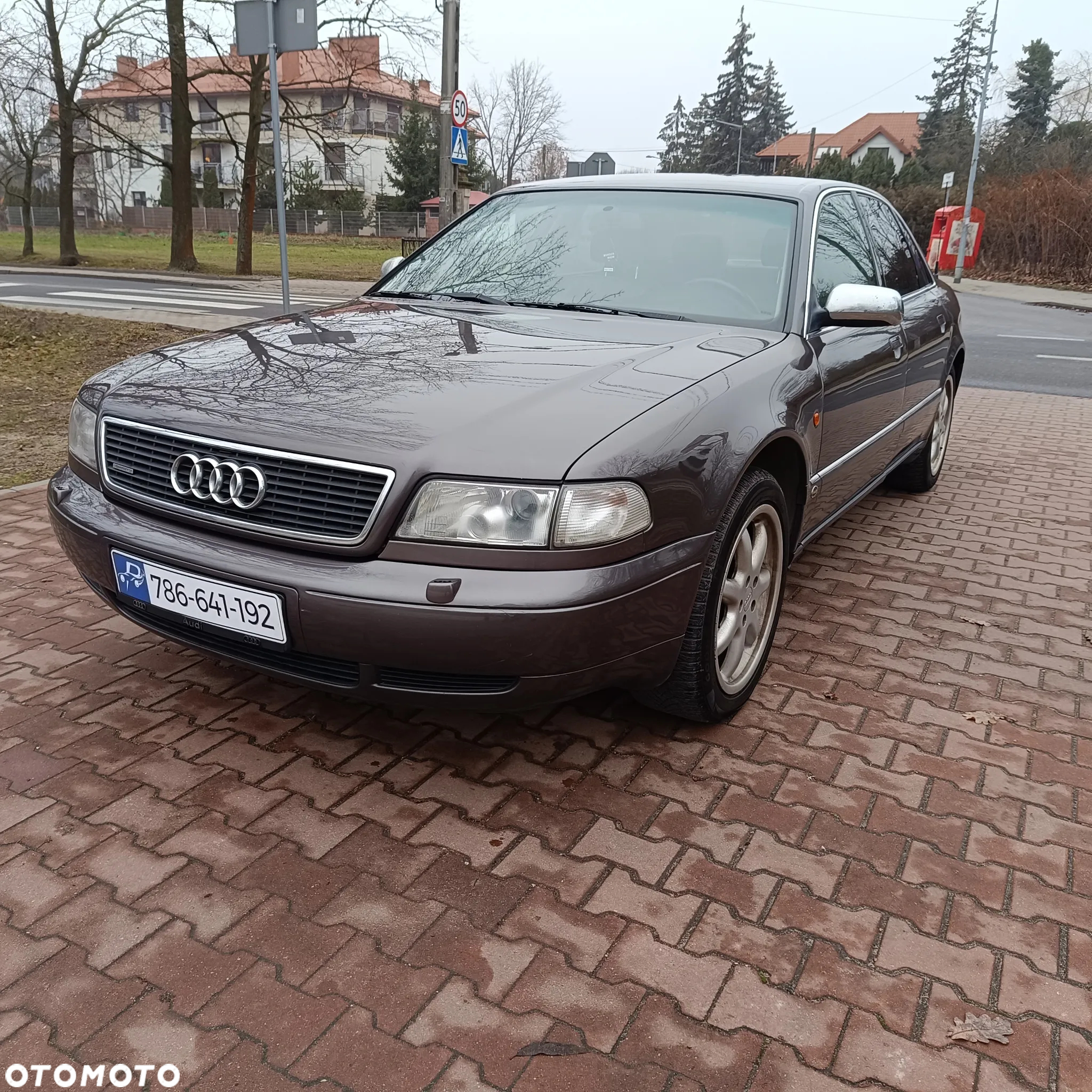 Audi A8 - 2