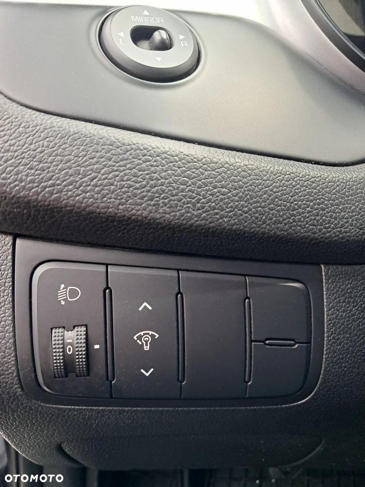 Kia Ceed 1.6 CRDi L - 29