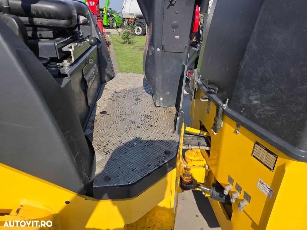 Bomag BW136, 2021, 836h, Masa operationala 5,5 tone, latime tambur 1,4m, motor Kubota 50CP, CE, Lung 2,8m, inalt 2,7m, produs si rulat in GERMANIA, posibilitate leasing 4 ani-PROMOTIE 29.900 EUR+Tva - 19