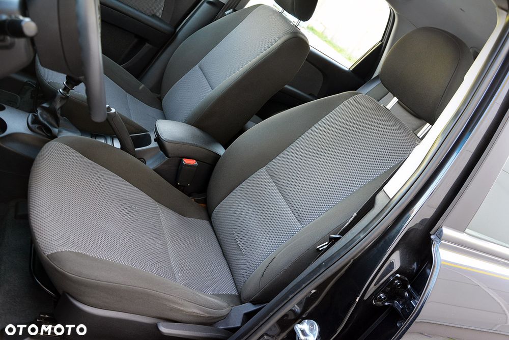Kia Sportage 2.0 CRDI 2WD Spirit - 34
