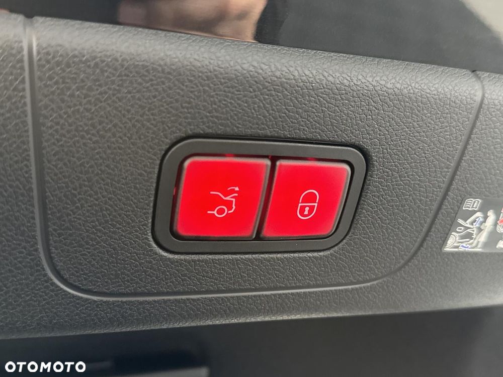 Mercedes-Benz CLA 200 mHEV 4-Matic 8G-DCT - 25