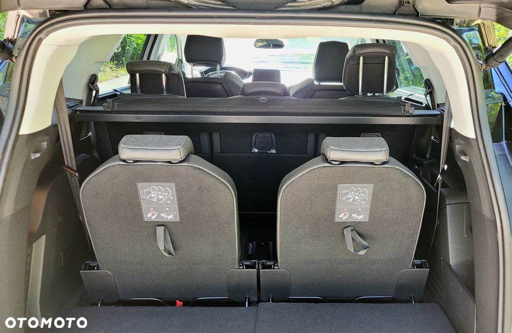 Peugeot 5008 1.5 BlueHDi Allure S&S EAT8 - 11
