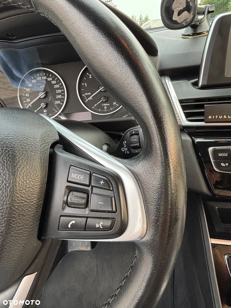 BMW Seria 2 218i - 19