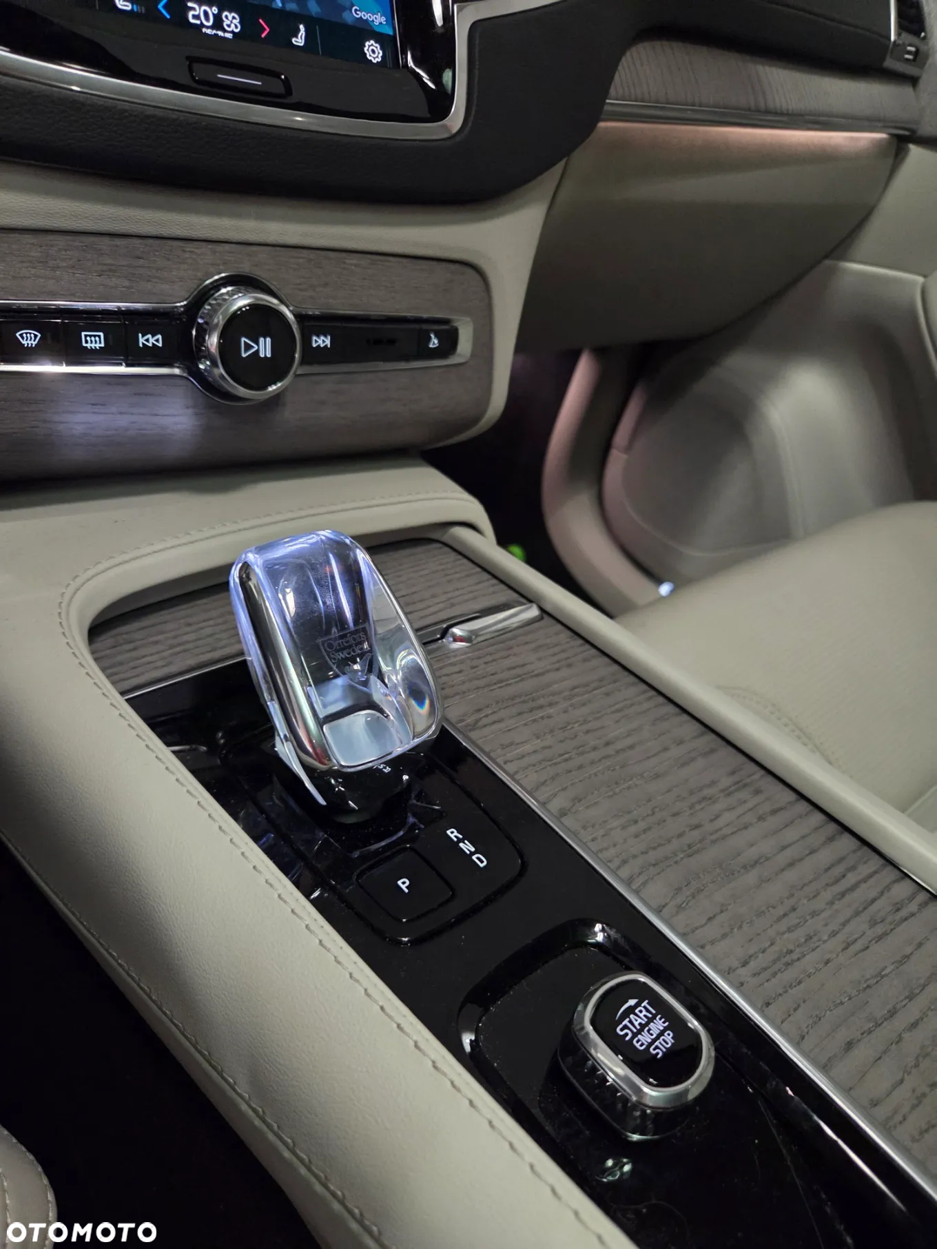 Volvo XC 90 - 9