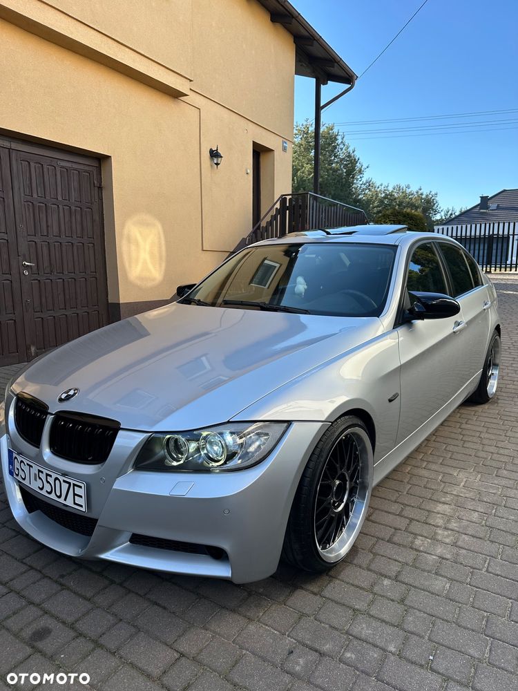 BMW Seria 3 318i - 1