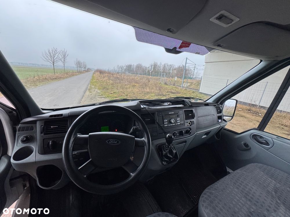 Ford Transit - 8