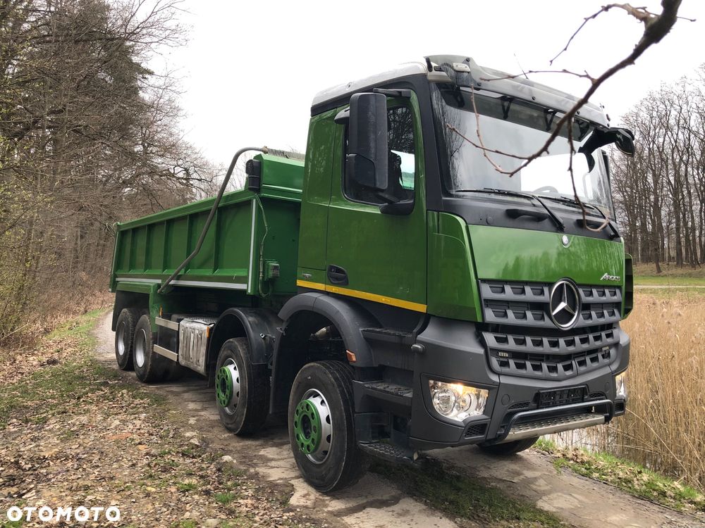 Mercedes-Benz Arocs actros wywrotka 8x4 resory zwolnica - 2