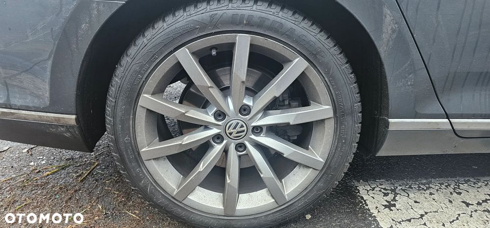 Volkswagen Passat - 5