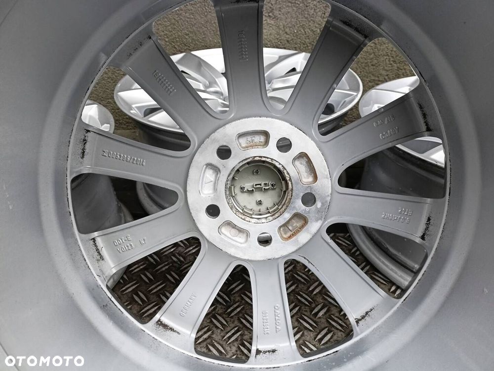 Oryginał felgi 18cali Volvo S60 S90 V40 V60 V90 XC90 R-Design - 10