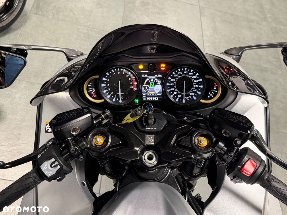 Suzuki Hayabusa - 26