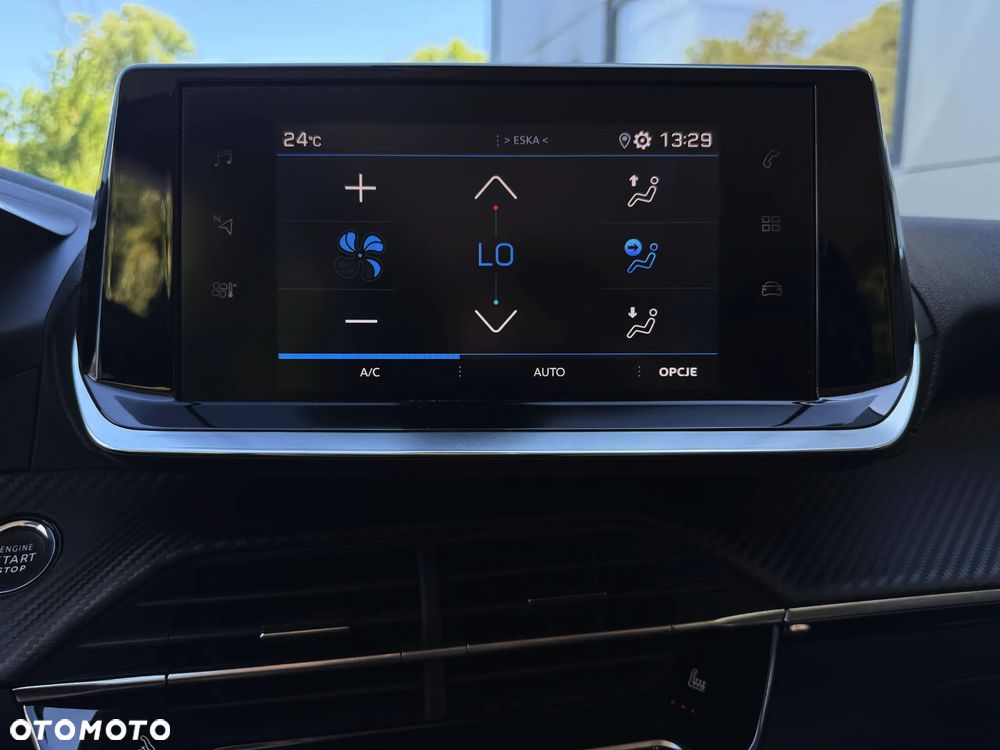 Peugeot 2008 BlueHDi 100 Allure - 28