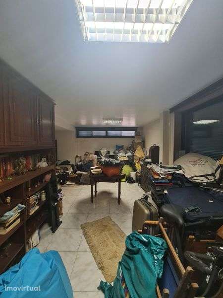 Arrumos ao lado do Norteshoping - Grande imagem: 2/3