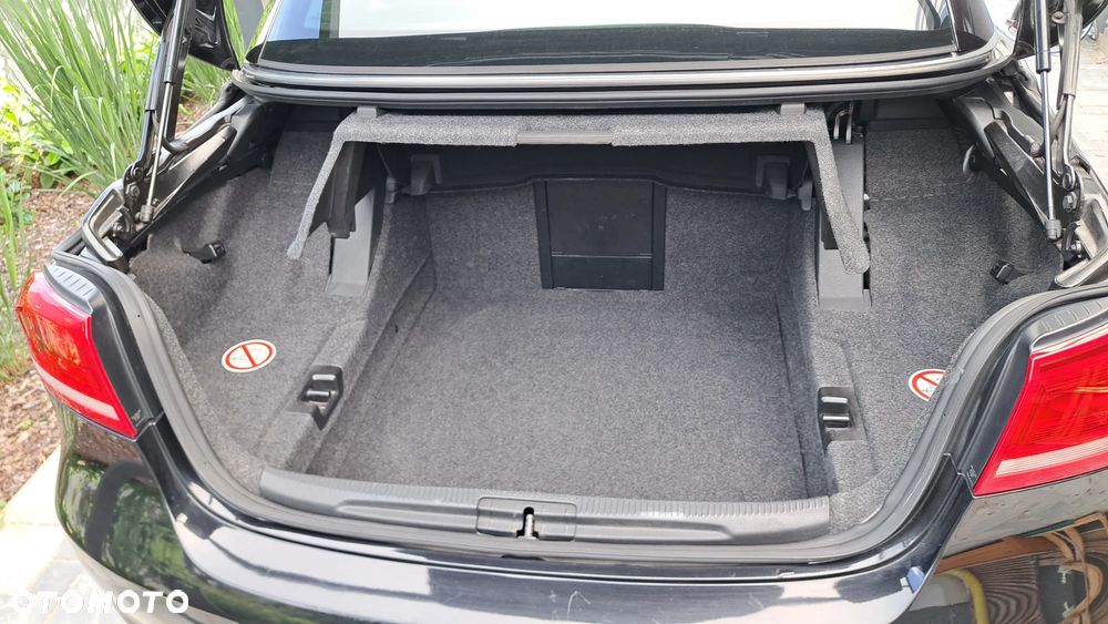 Volkswagen Eos - 16