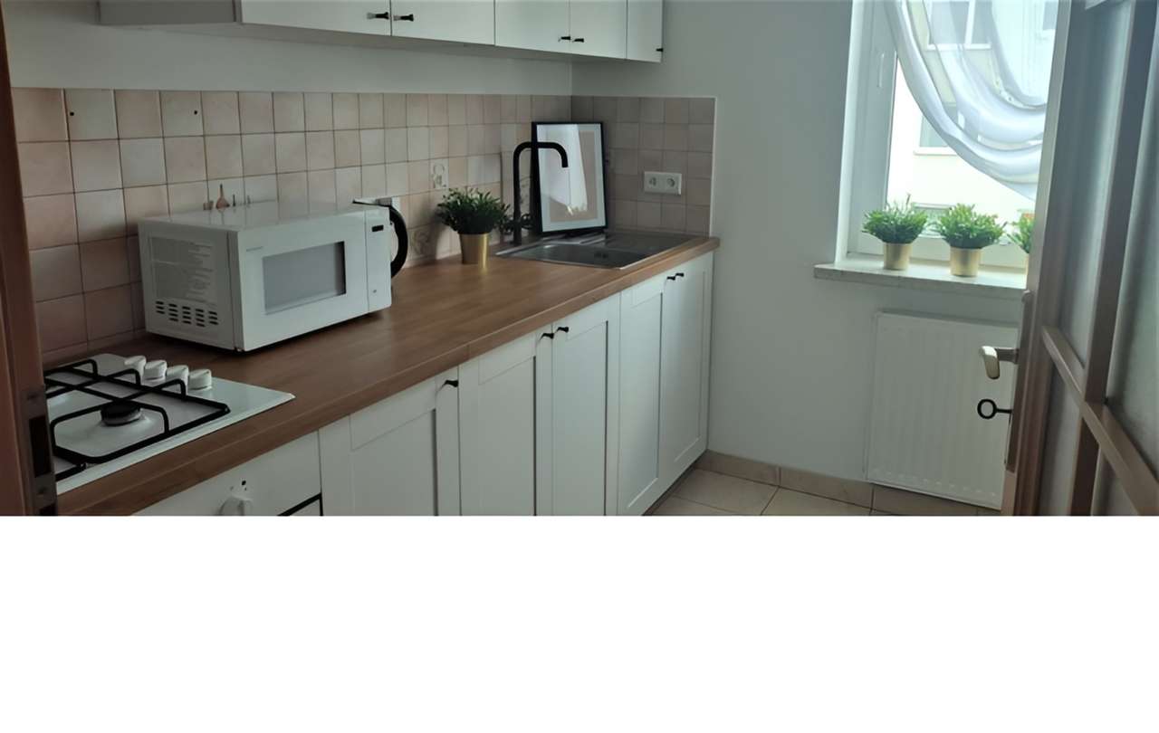 2 pokoje 51 m2 + komórka lokatorska + balkon