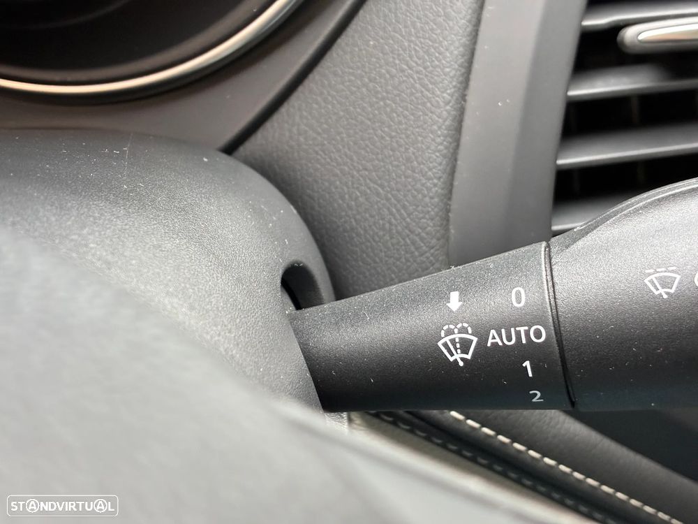 Renault Captur 1.2 TCe Initiale Paris - 38