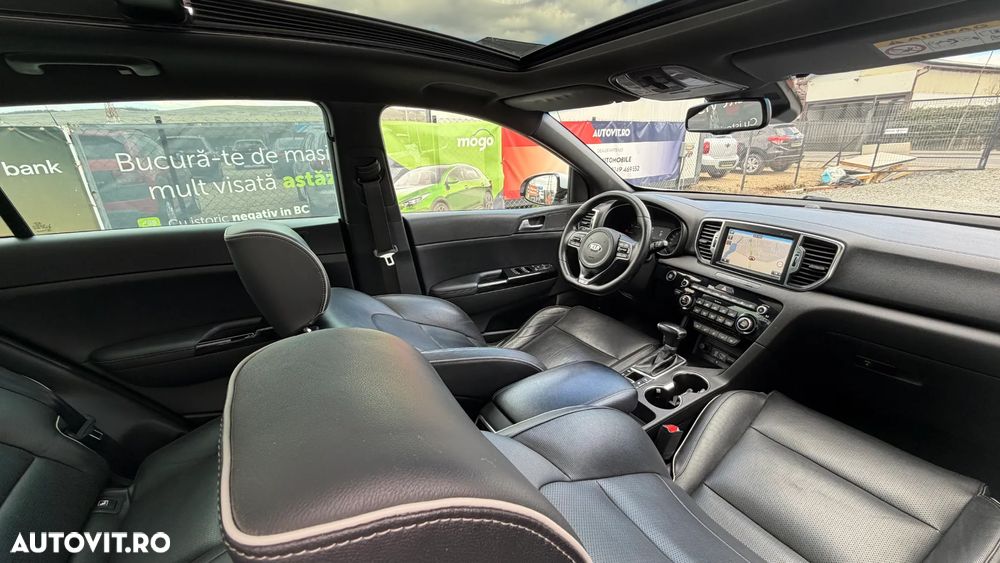 Kia Sportage 2.0 CRDI 4WD Automatik Dream-Team Edition - 4