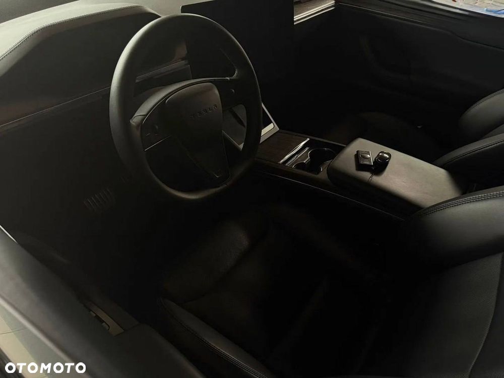 Tesla Model X Long Range - 11