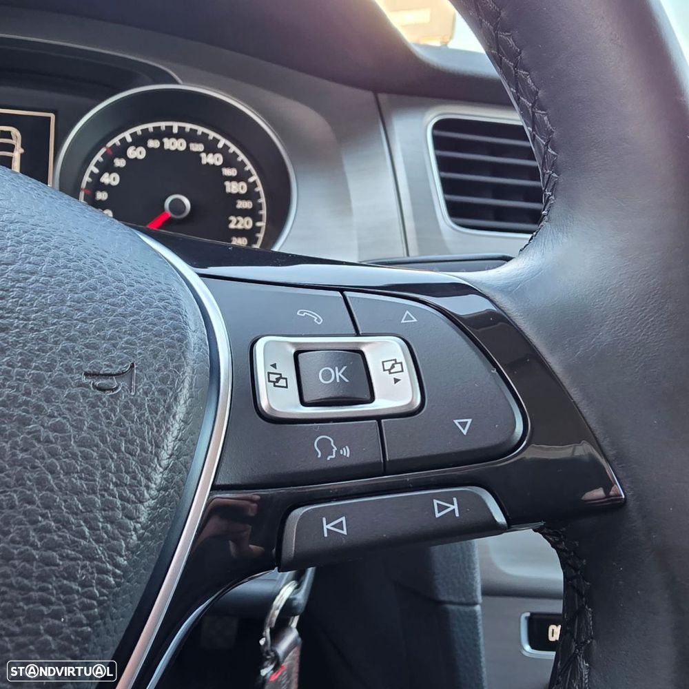 VW Golf 1.2 TSi Confortline - 19