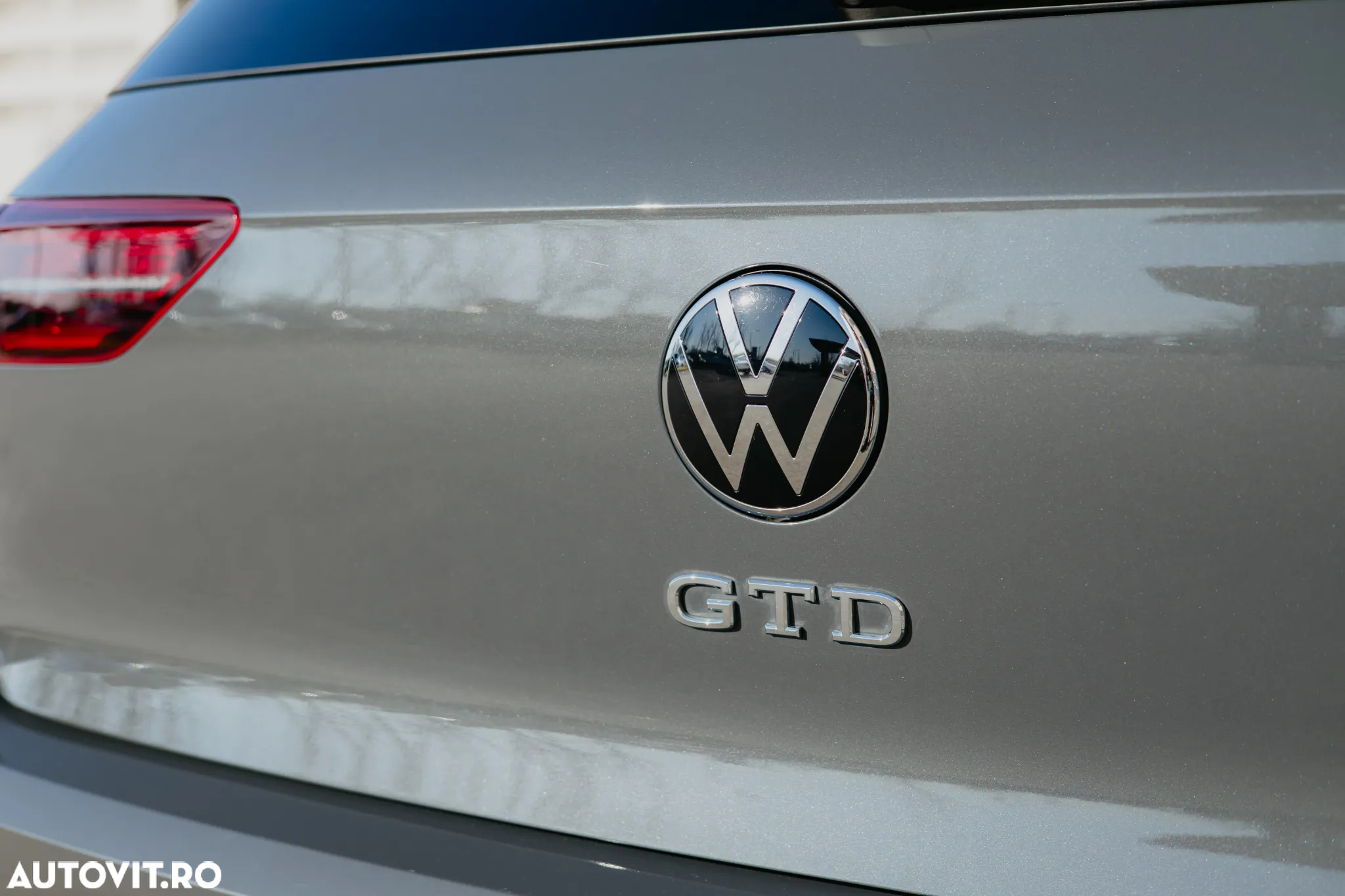 Volkswagen Golf 2.0 TDI DSG GTD - 11