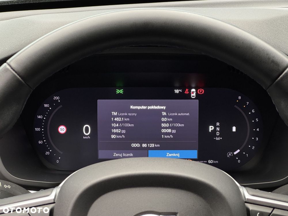 Volvo XC 60 B5 B AWD Momentum Pro - 18