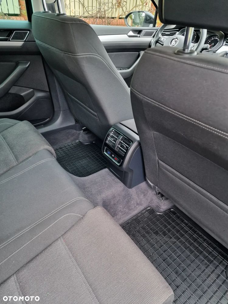 Volkswagen Passat Variant 2.0 TDI BMT Comfortline - 13