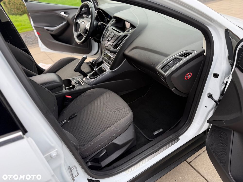 Ford Focus 1.0 EcoBoost Titanium - 13