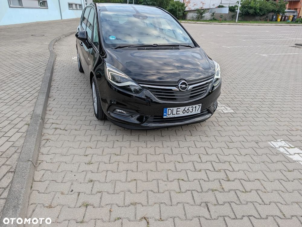 Opel Zafira Tourer 2.0 CDTI ecoFLEX Start/Stop Business Innovation - 2