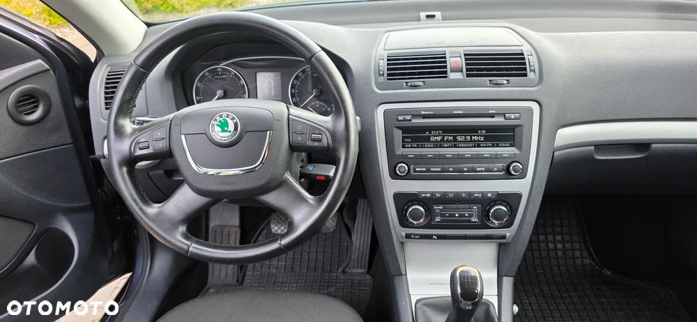 Skoda Octavia 1.8 TSI Ambiente - 8