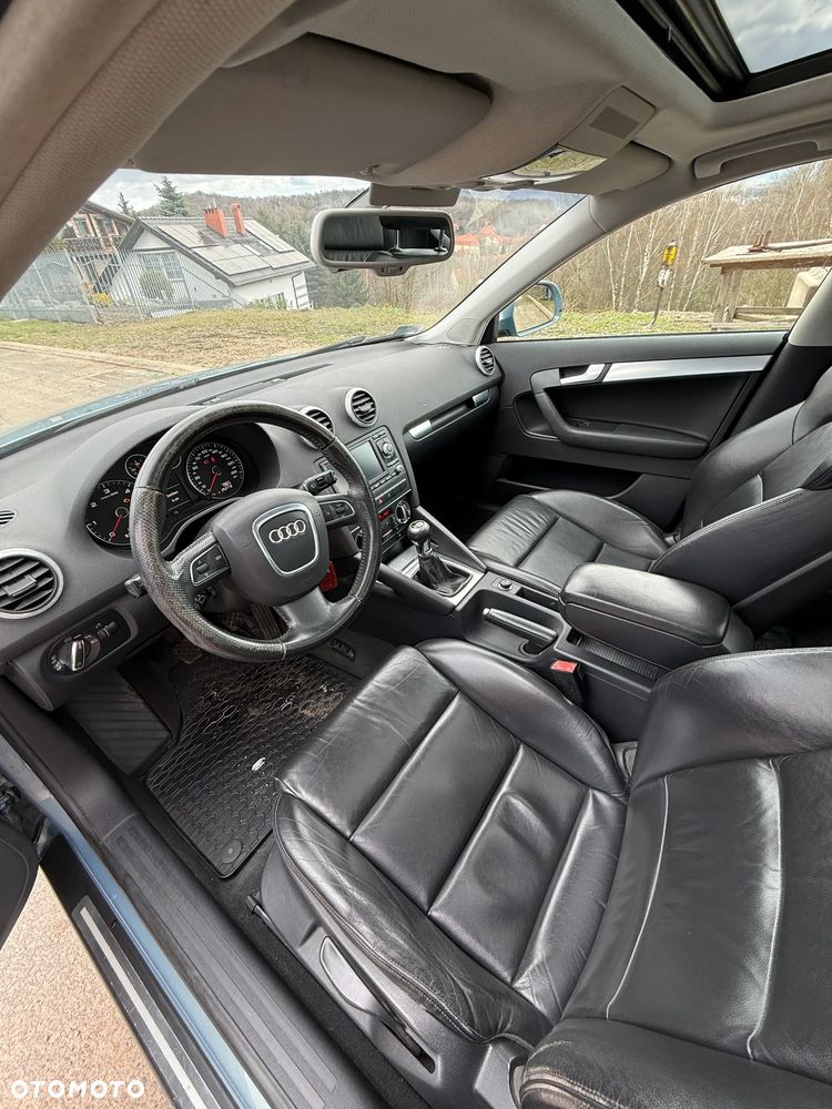 Audi A3 Sportback 2.0 TDI DPF Ambiente - 8