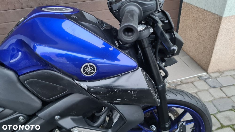 Yamaha MT - 5